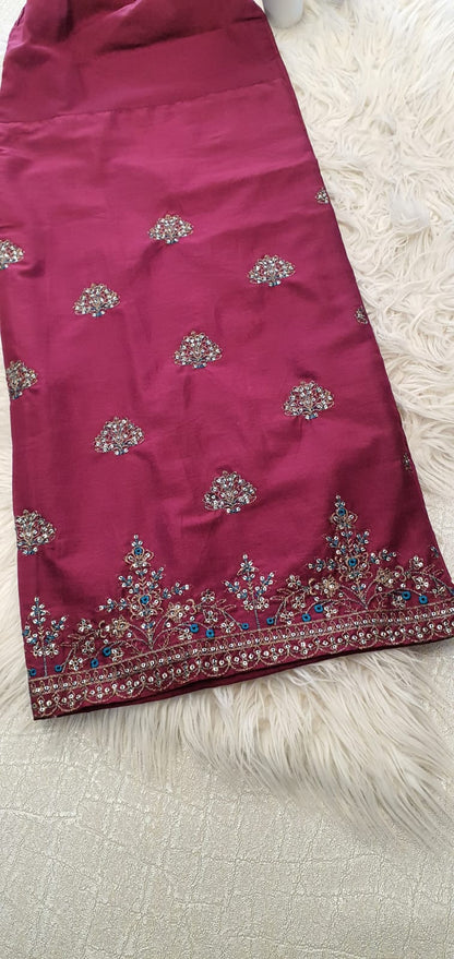 Maroon Festive 2 PC